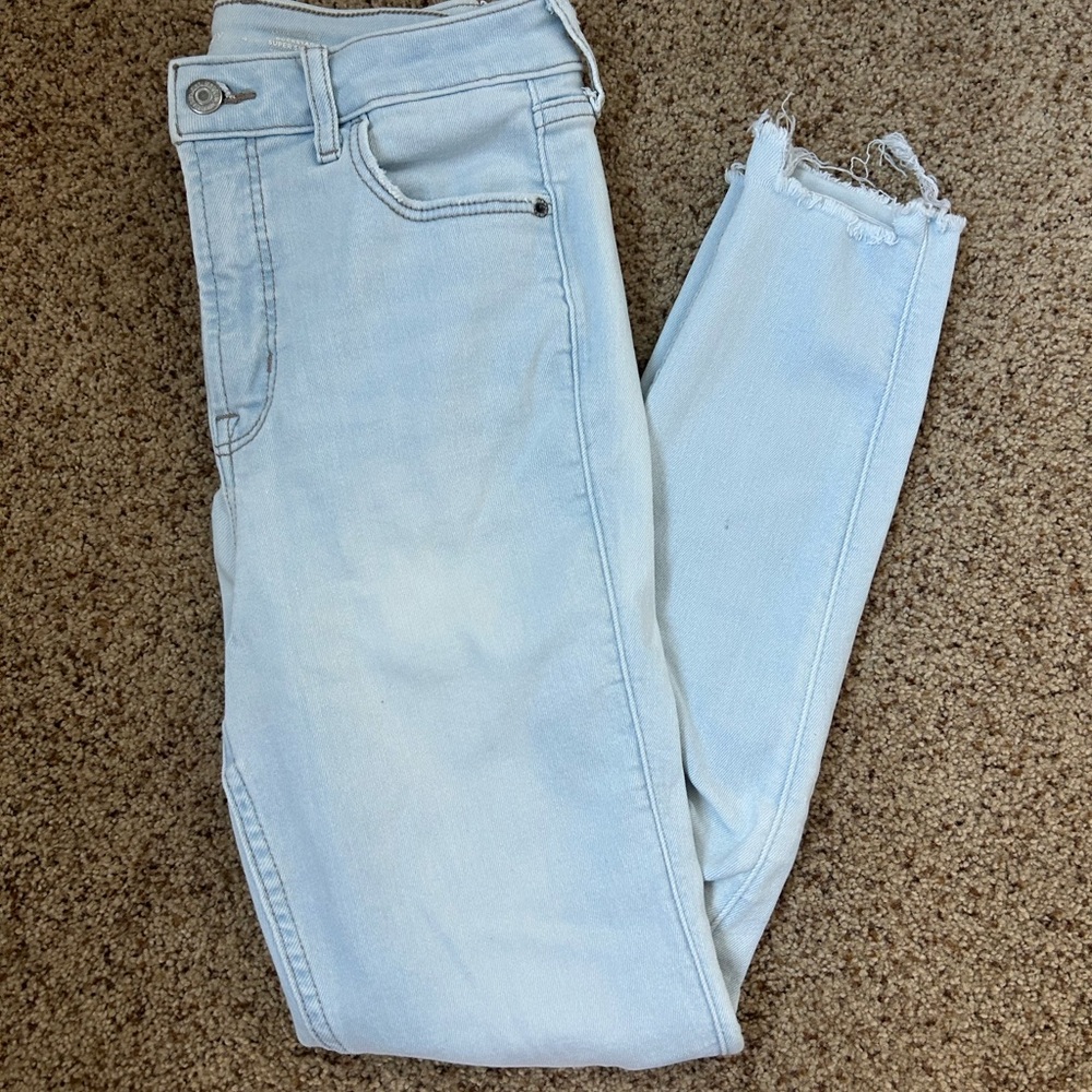 Old Navy Women's Light Blue Ankle Jeans